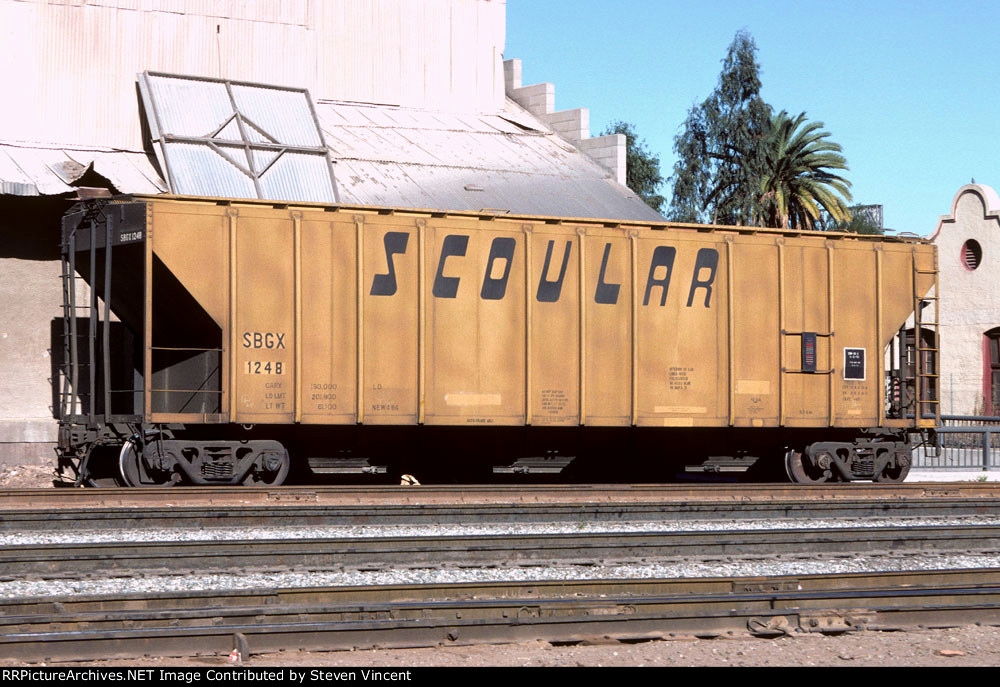 Scoular 4427 cf covered hopper SBGX #1248